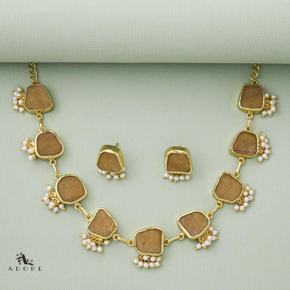 Alessandria Raw Stone Pearl Short Neckpiece With Earring - Image 13