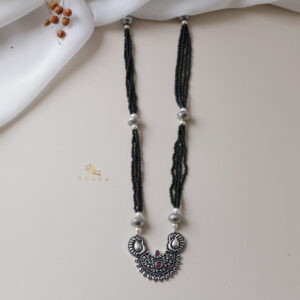 Naida Long Neckpiece