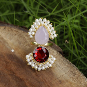Mizra Glossy Cluster Pearl Ring