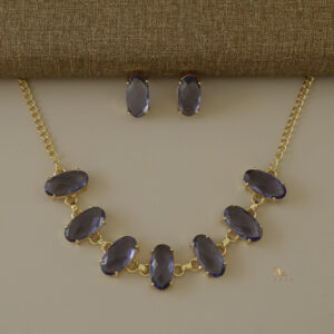 Colbya Oval Glossy Choker / Short Neckpiece