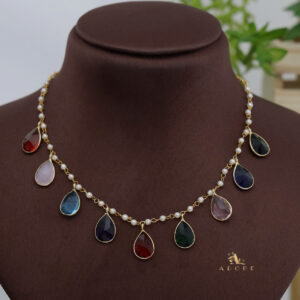 Glossy Drop + Carly Pearl Neckpiece