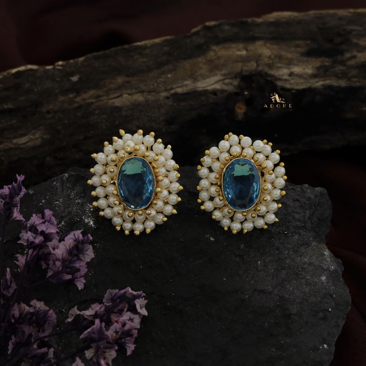 Ahelia Glossy Oval Cluster Pearl Earring - Image 24