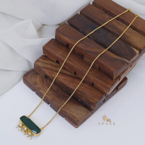 Garima Pearl Neckpiece