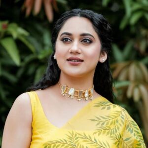 Bethany Raw Stone With Baroque Choker