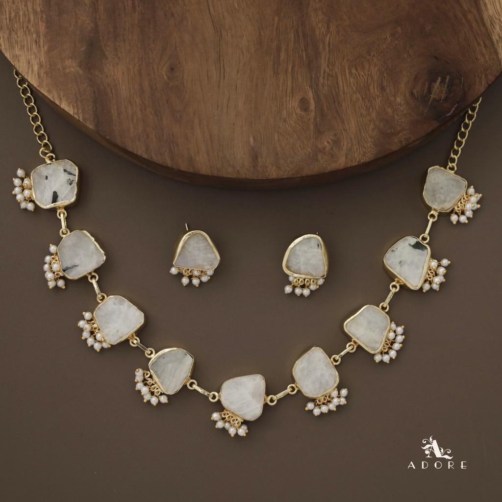 Alessandria Raw Stone Pearl Short Neckpiece With Earring - Image 18